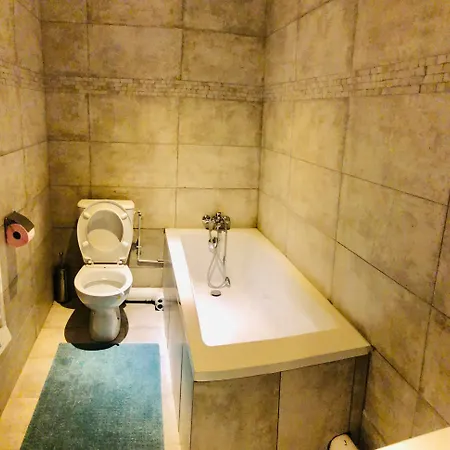 Metro Gambetta Apartamento *