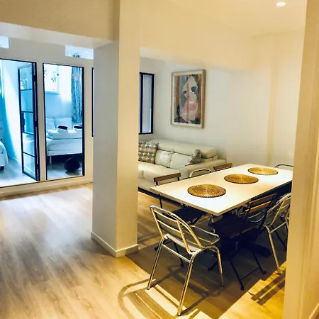 Metro Gambetta Apartamento *