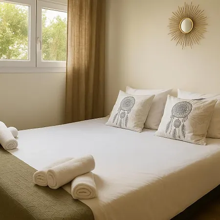 Metro Gambetta Apartament