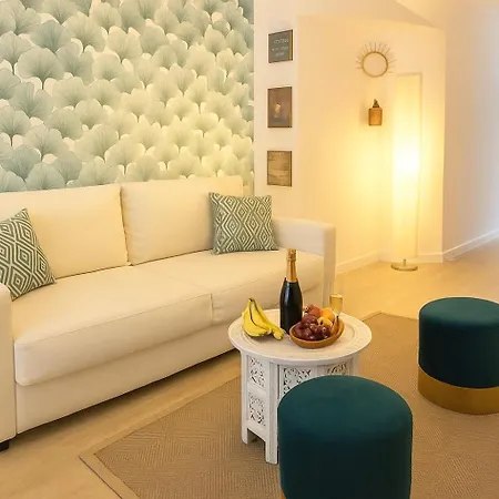 Apartament Metro Gambetta Paryż