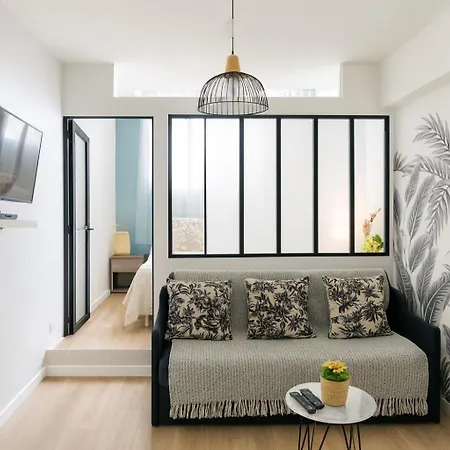 Metro Gambetta Apartament Paryż